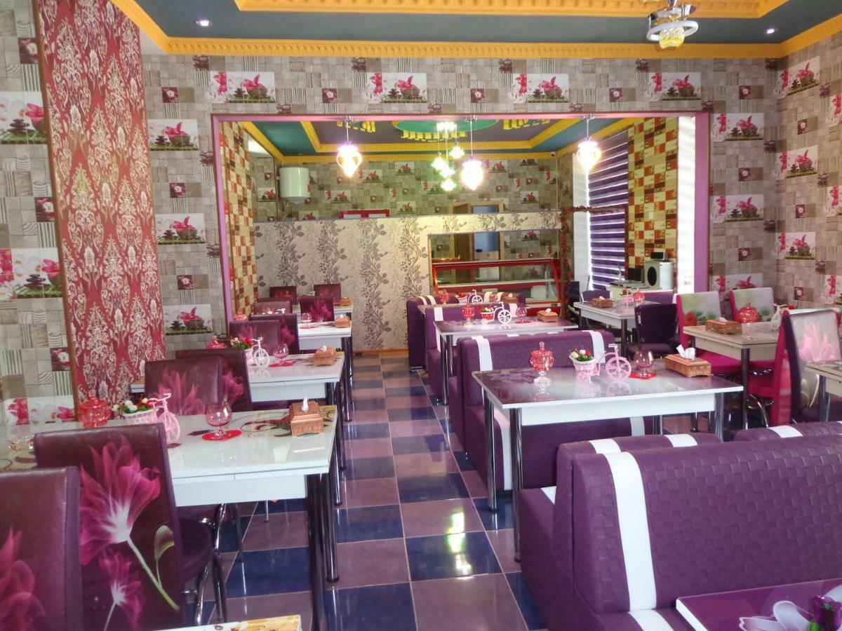 Tubram S Ailəvi Qonaq Evi Bed & Breakfast Şǝki Dış mekan fotoğraf