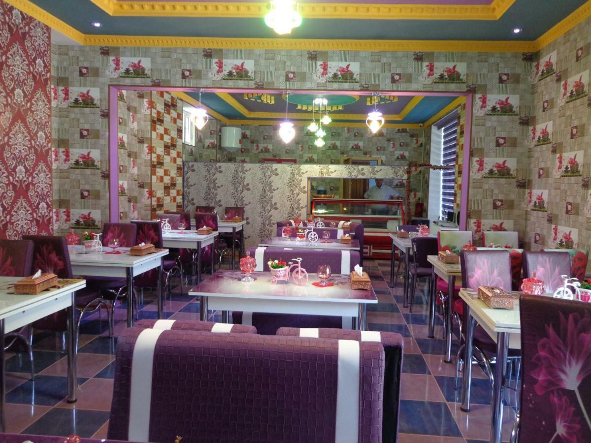Tubram S Ailəvi Qonaq Evi Bed & Breakfast Şǝki Dış mekan fotoğraf